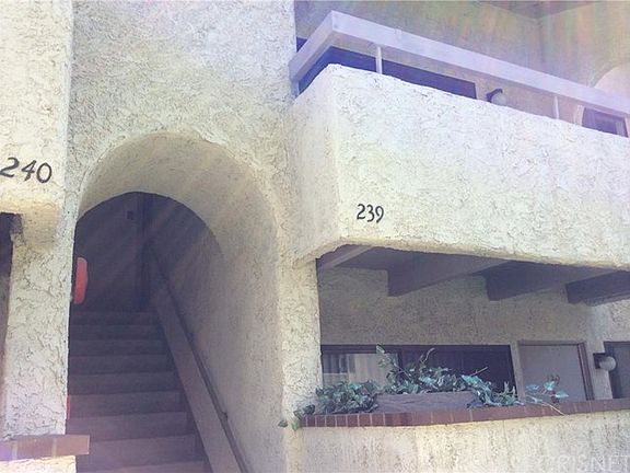 2nd image of 25019 Peachland Ave Unit 239