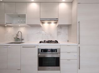 602 Como Lake Ave #306, Coquitlam, BC V3J0G2