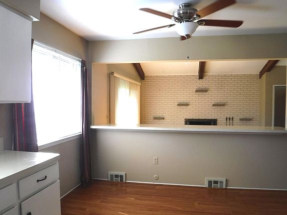 4th image of 612 Parkdale Ave