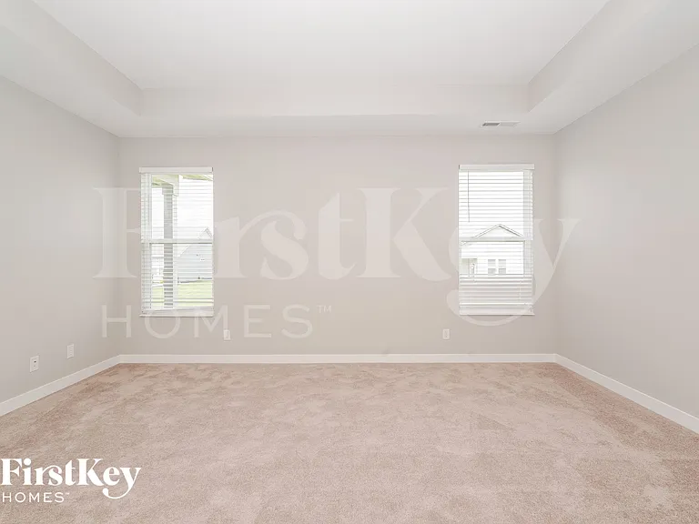 3602 Chalmers Dr — Photo 8