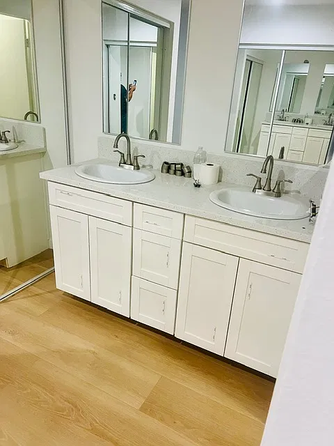 2 bed, 1220 sqft, $3,700 — Photo 2