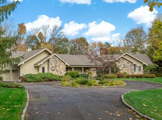 2 Ashington Dr, Ossining, NY 10562