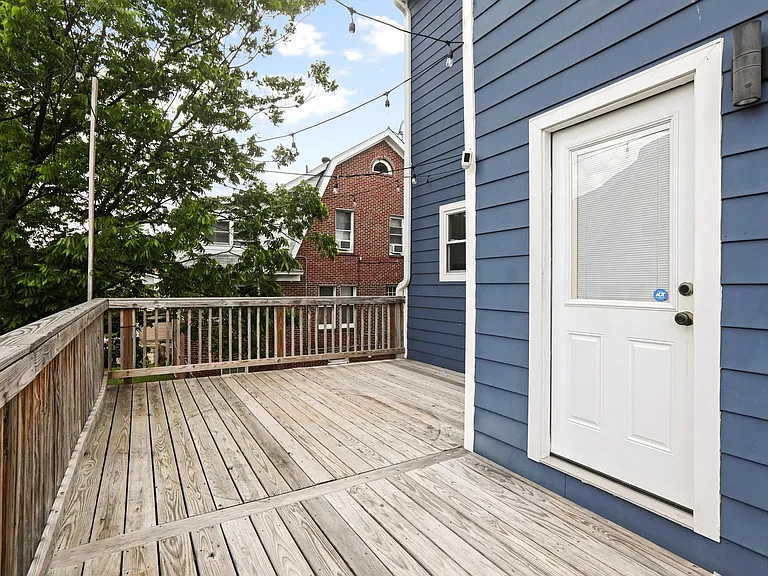 2235 Quincy St NE — Photo 23