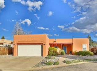 322 S Trapper Rd, Taos, NM 87571