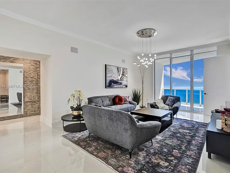16001 Collins Ave #1604-fl 331 — Photo 1