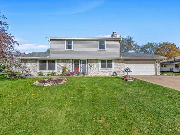 4939 Morning Glory DRIVE, West Bend, WI 53095