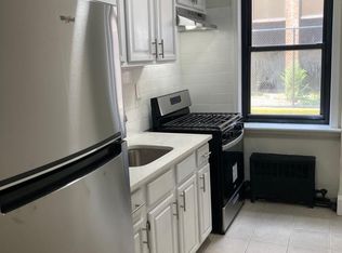 115 Washington St #8I, East Orange, NJ 07017