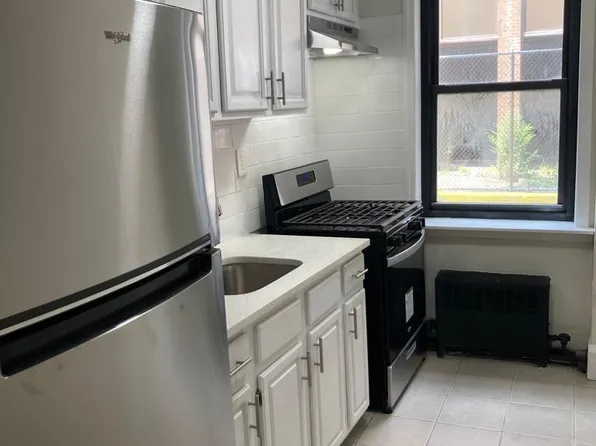 115 Washington St #8E, East Orange, NJ 07017