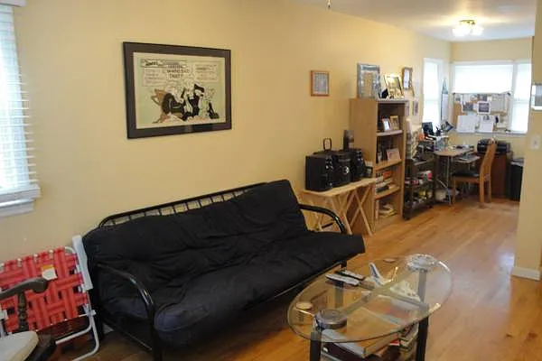 Gordon Ave — Photo 3