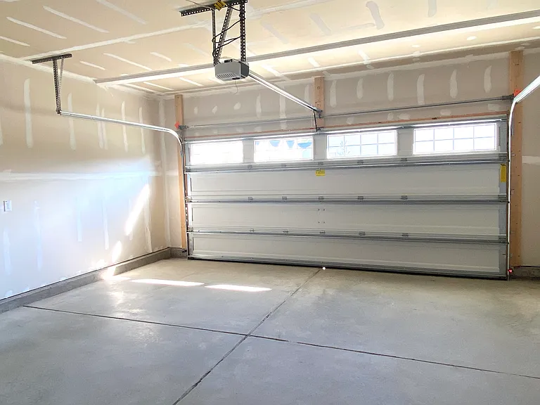 331 Aster Bloom Ln — Photo 2