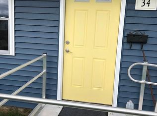 34 Chapel Pl, Amsterdam, NY 12010