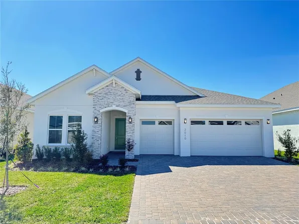 2010 Divot Dr, Daytona Beach, FL 32124