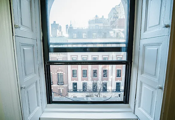 Rented by R New York | media 38