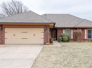 4008 Driftwood Cir, Yukon, OK 73099