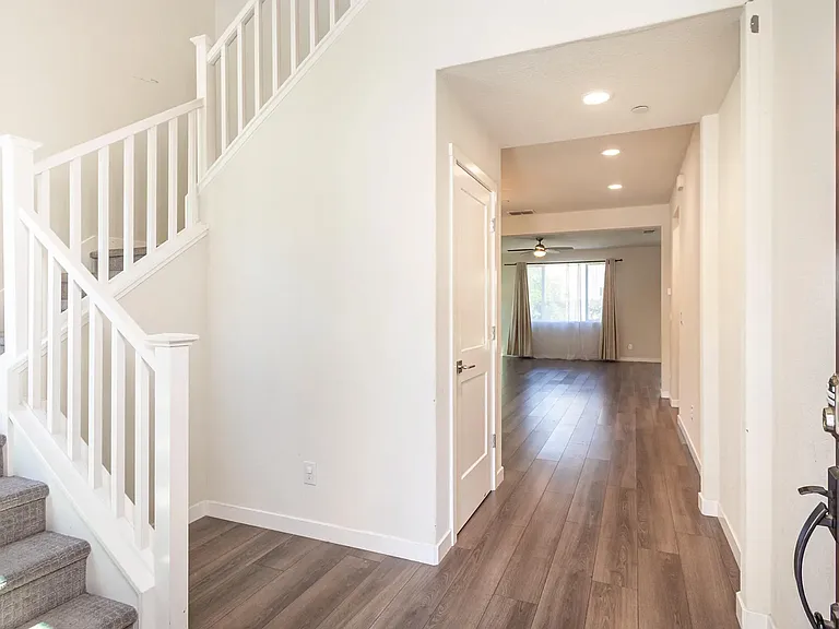 4455 English Elm St — Photo 3