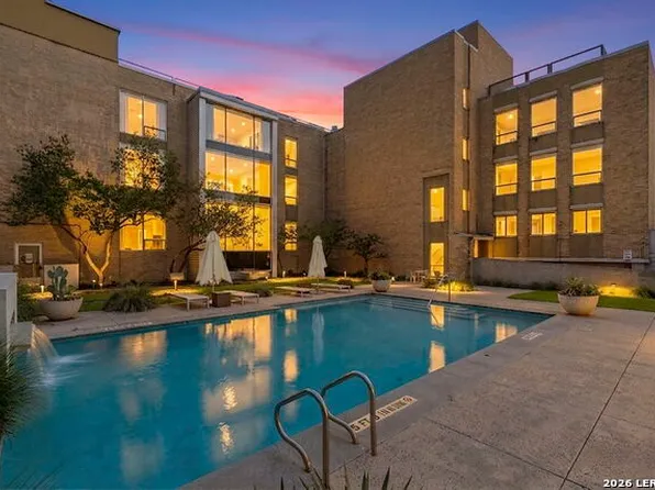1115 S Alamo St, San Antonio, TX