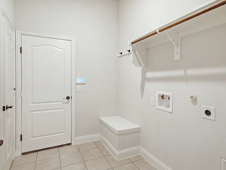 1514 Nighthawk Ln — Photo 24