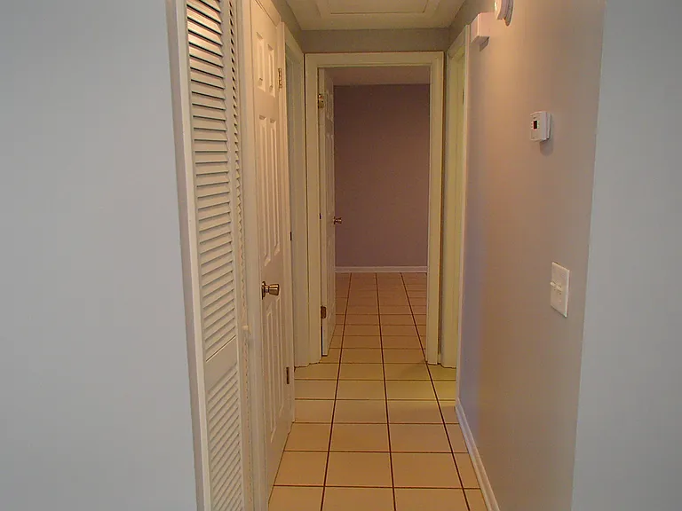 925 Bradford Cir — Photo 16
