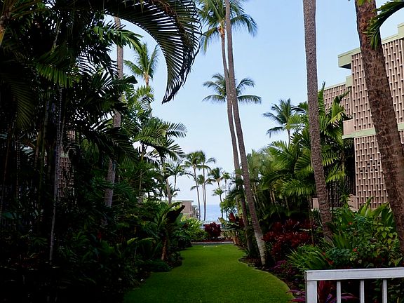 2nd image of 75-6016 Alii Dr APT 118