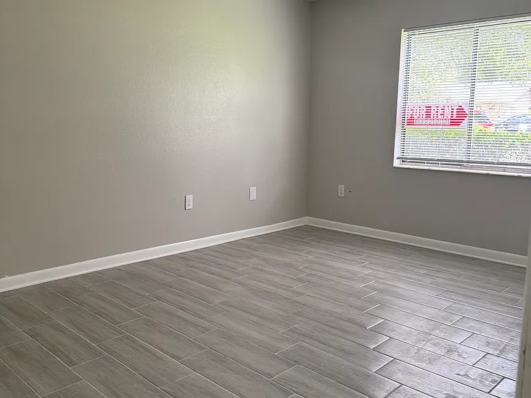 277 Leelon Rd — Photo 11