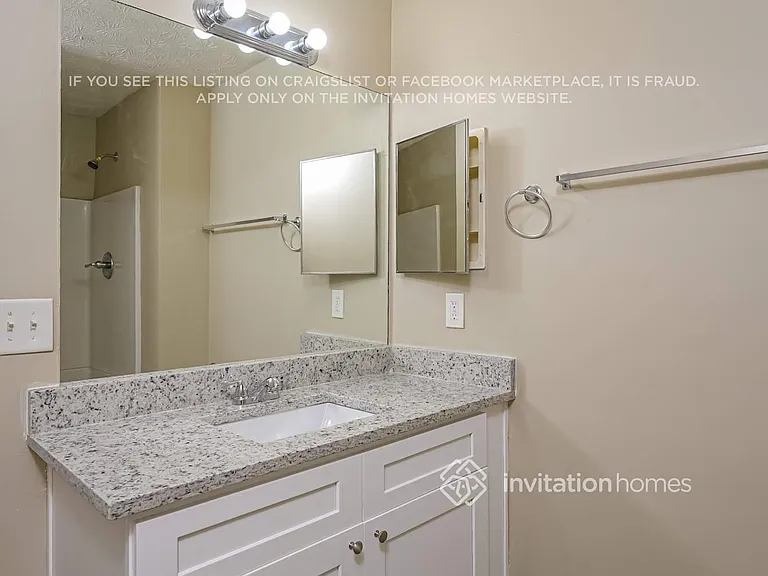 1740 Rose Garden Ln — Photo 13