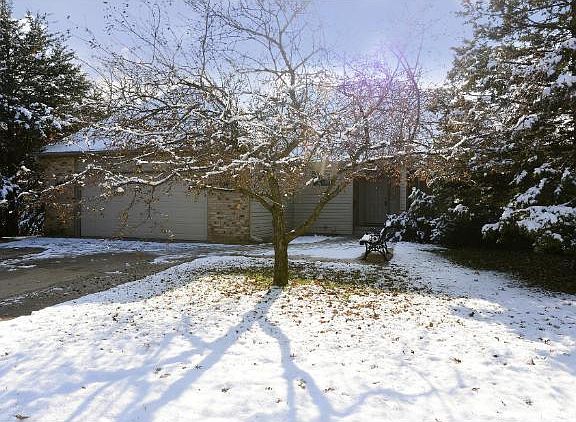 3rd image of 5954 151st Ln NW