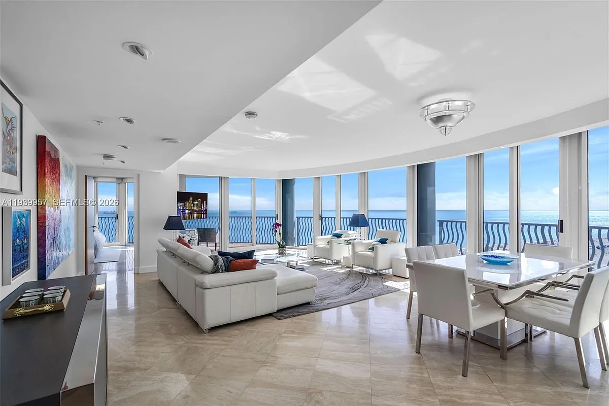 Building Photo - 1500 Ocean Dr #1202
