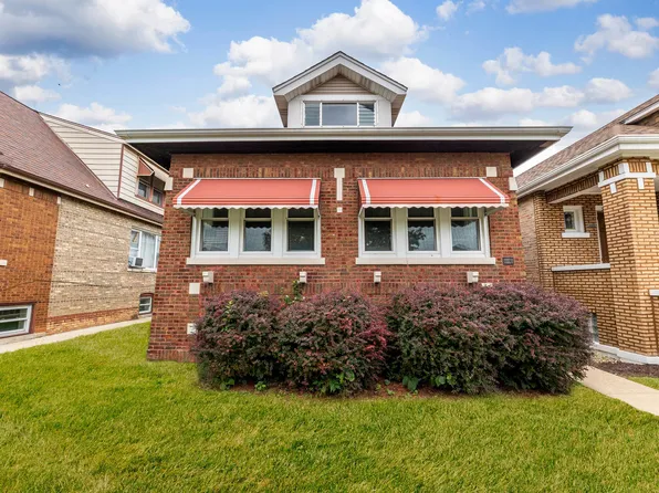 5733 S Whipple St, Chicago, IL 60629