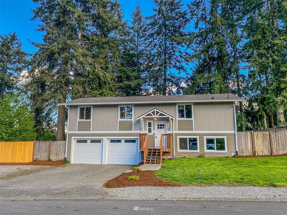 1st image of 1337 Goldenrod Dr SE