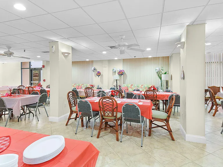 9900 S Ocean Blvd #1506 — Photo 31