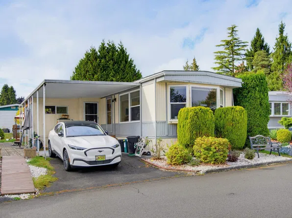 15875 20th Ave #96, Surrey, BC V4A 2B1