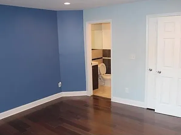 36 Marina View Dr #36, Sewaren, NJ 07077