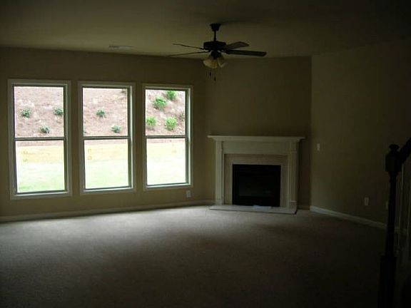 5th image of 1557 Squire Hill Ln