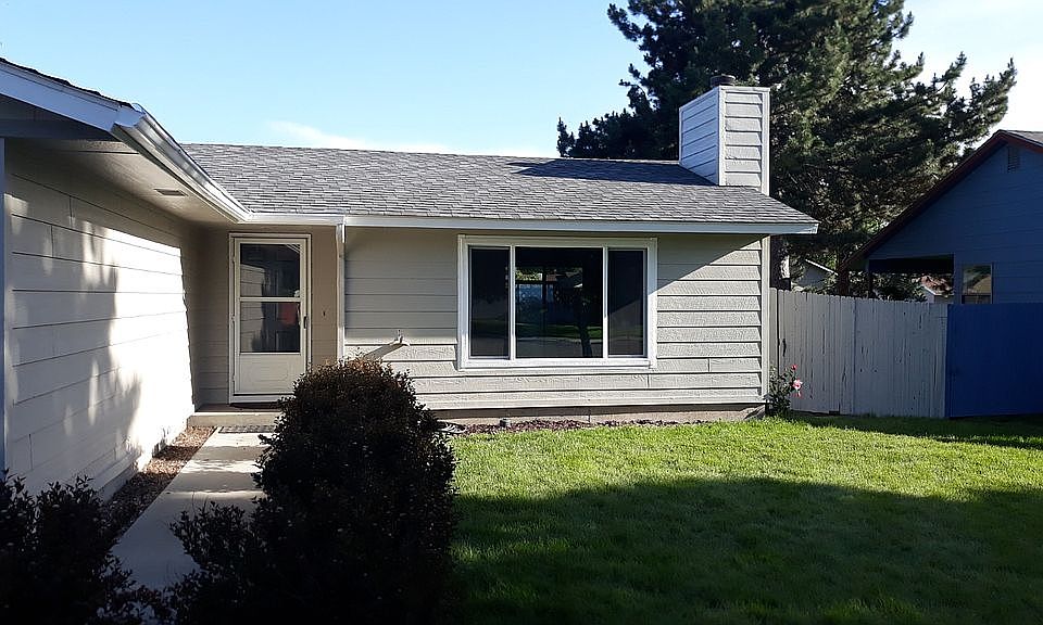 1st image of 9989 W Granger Ave