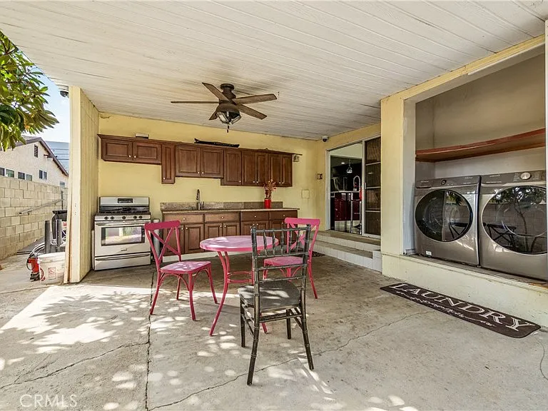 7938 Ventura Canyon Ave — Photo 18