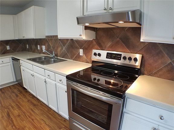 4th image of 5508 S Hearsey Dr