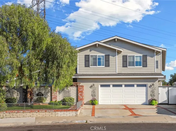 20692 Lavonne Ln, Huntington Beach, CA 92646
