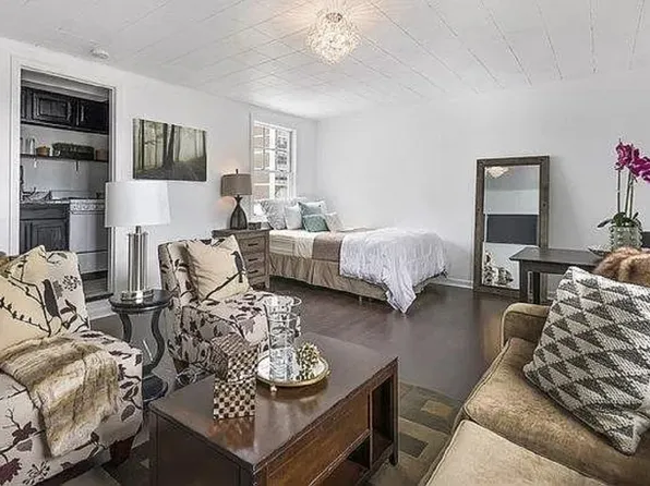 200 W Menomonee St APT 14, Chicago, IL 60614