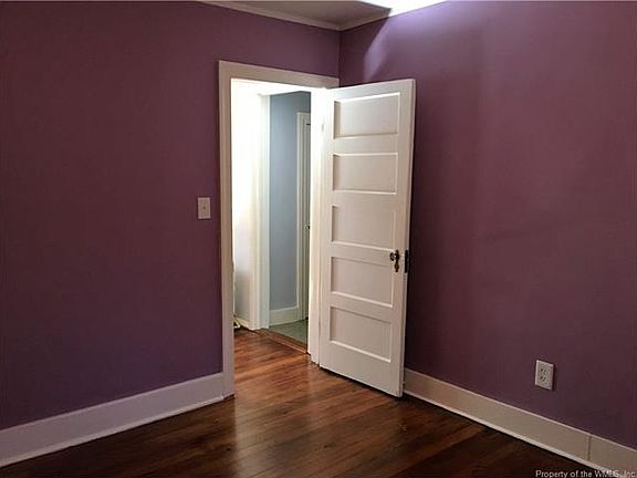 4th image of 195 Maxton Ln