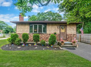 1465 Ocean Ave, Bohemia, NY 11716