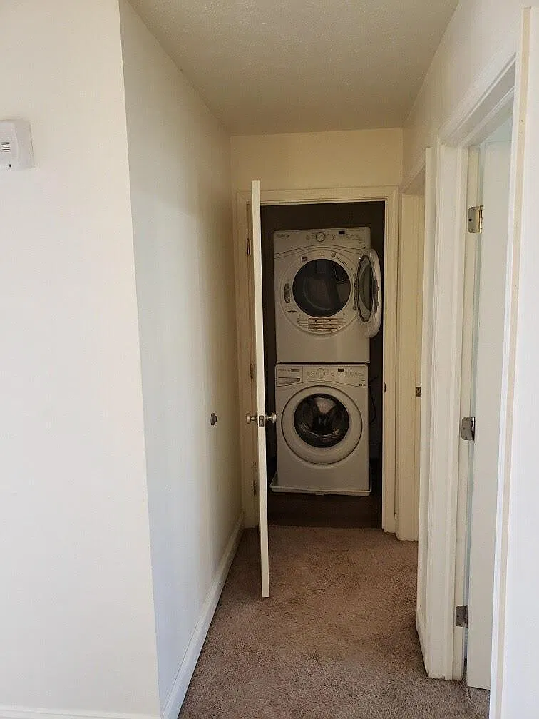 2 bed, 1.5 bath, 1100 sqft, $1,250 — Photo 4