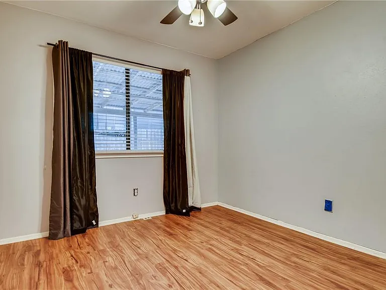 12007 Rosethorn Dr — Photo 18