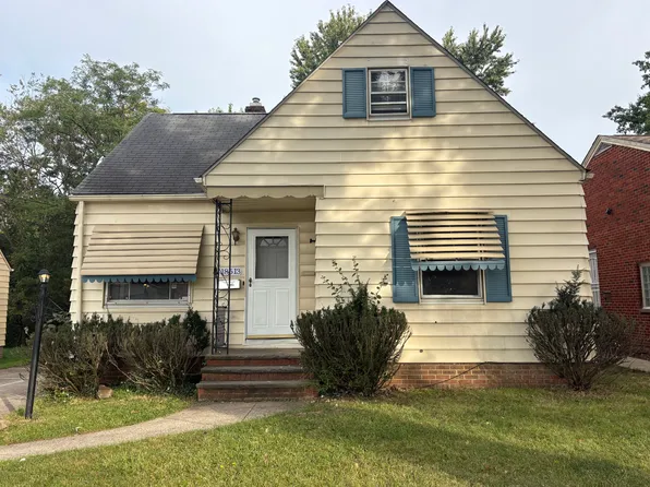 18613 Harlan Dr, Maple Heights, OH 44137