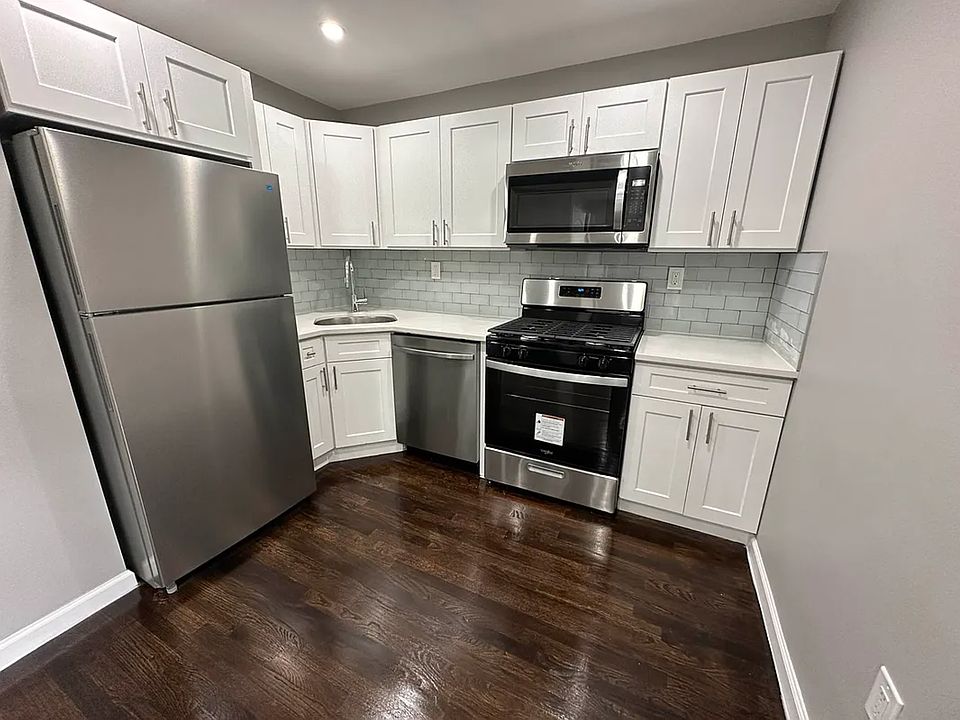 1st image of 2401 Davidson Ave APT 2J