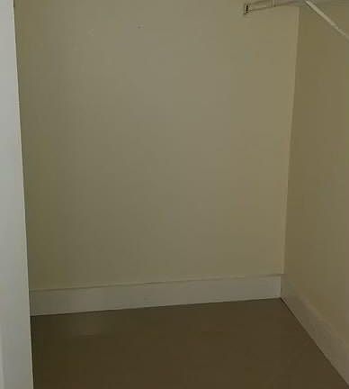 4th image of 9721 Fontainebleau Blvd
