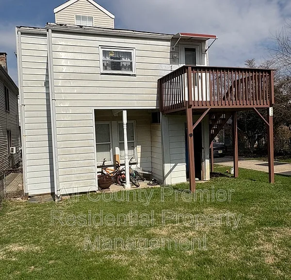 4 Henshaw Ct #2 — Photo 10