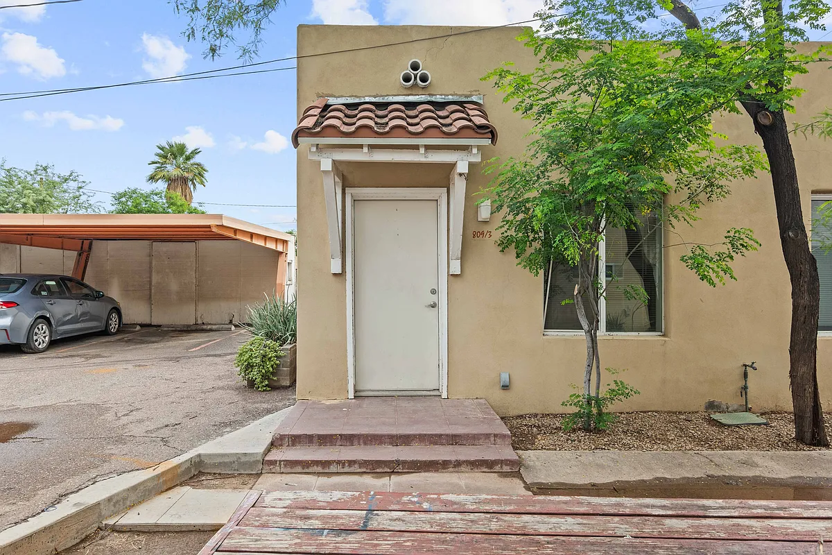 Photo 2 of 22 - 809 E Garfield St #3 - Phoenix, AZ Building Photo - 809 E Garfield St #3
