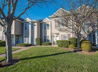 1061 Savoy Dr, Melville, NY 11747