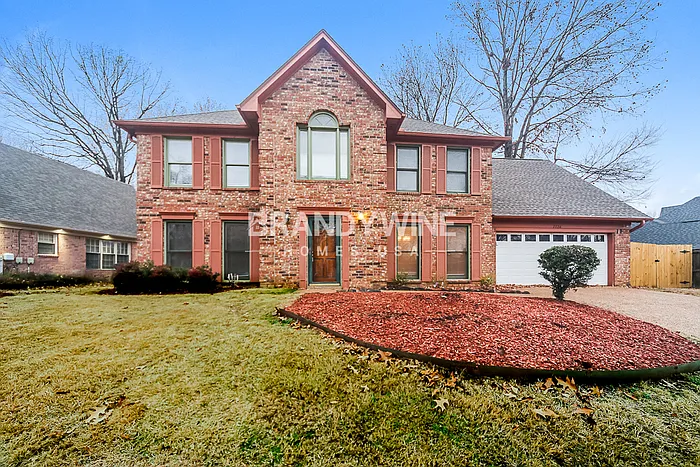 4 bed, 2.5 bath, 2747 sqft, $2,360 — Photo 2