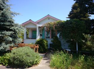 7742 19th Ave NW, Seattle, WA 98117